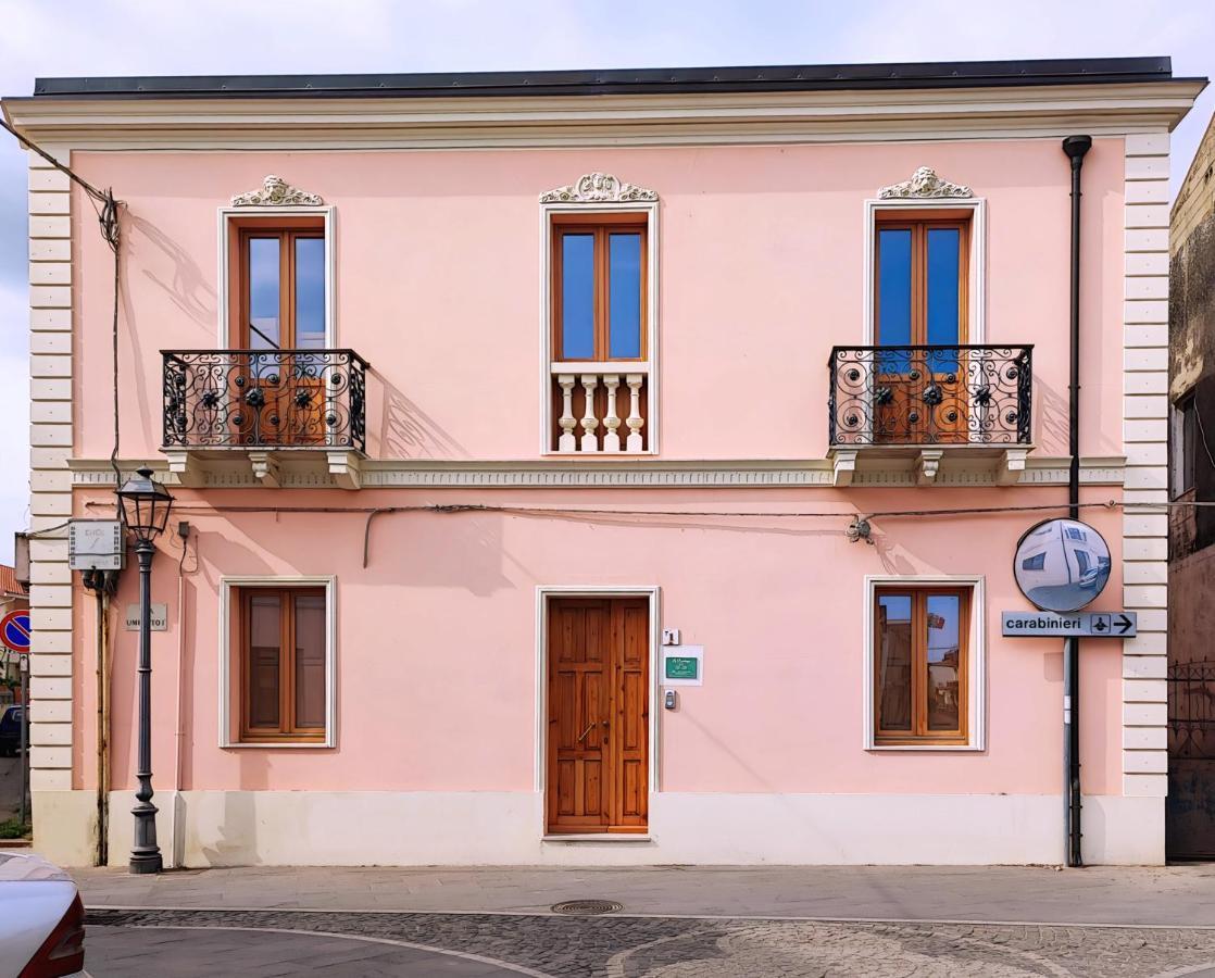 La Residenza B&B Giba Exterior foto